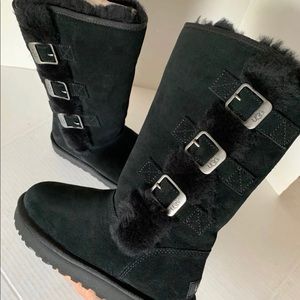 UGG Australia Klea Boots Black Sz 5 NWB